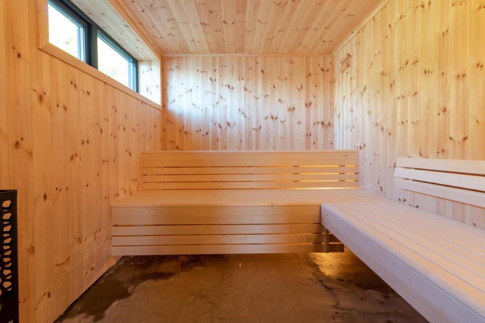 Minkfarmen, Spacious Seaside Cabin With Scenic View Ramberg Luaran gambar