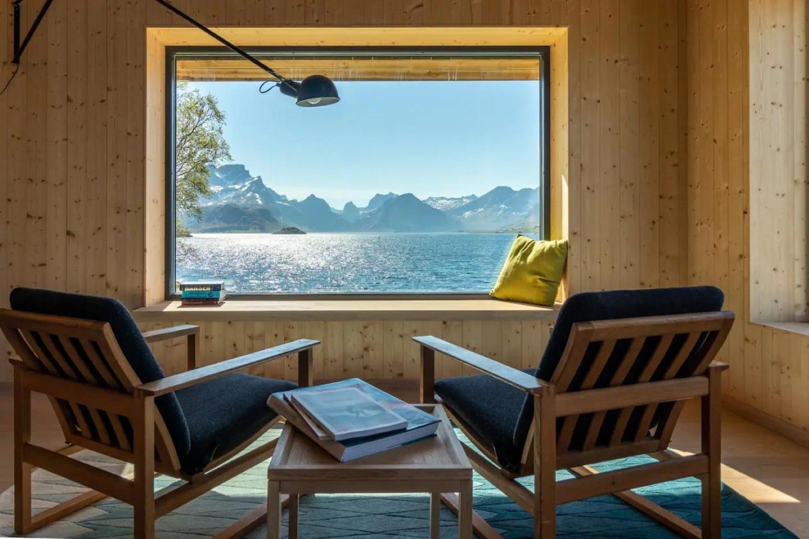 Minkfarmen, Spacious Seaside Cabin With Scenic View Ramberg Luaran gambar